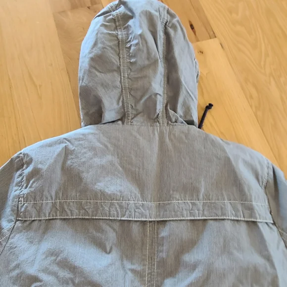 CLEARANCE 3/$15 Blue and White Striped C&A Outerwear Company anorak jacket mediu - Picture 15 of 15
